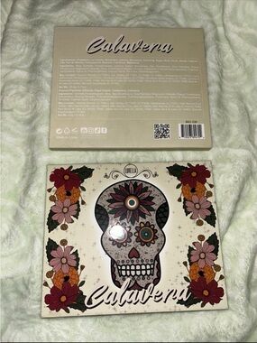 Lurella Calavena Skull Floral Eyeshadow Palette